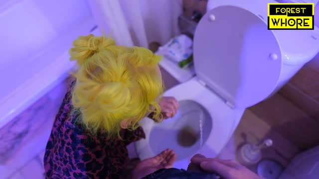 Dirty Talk: I Teach You How to Clean the Toilet / Dirty Talk: I Teach You How to Clean the Toilet — MILF & Mature, Dirty scene by Mylfed