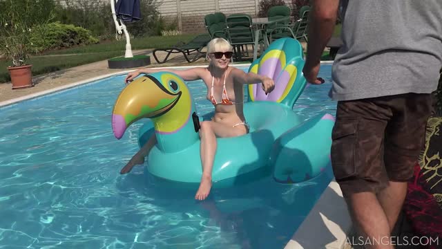 Miss Melissa — MILF & Mature scene by Mylfed
