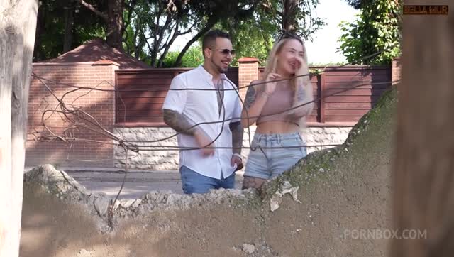 Public Pick Up A Random Girl On A Street: I Hope Nobody Saw Us Fucking!