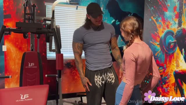 Flirt With The Big Buff Dude — MILF & Mature scene by Mylfed