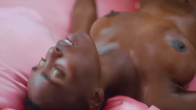 Tantra Lovers — Erika Lust